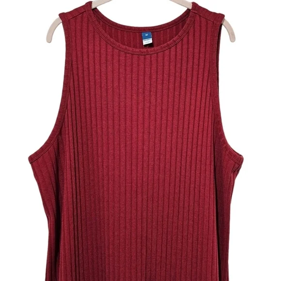 Old Navy Fitted Sleeveless Rib-Knit Midi Dress - Picture 3 of 8